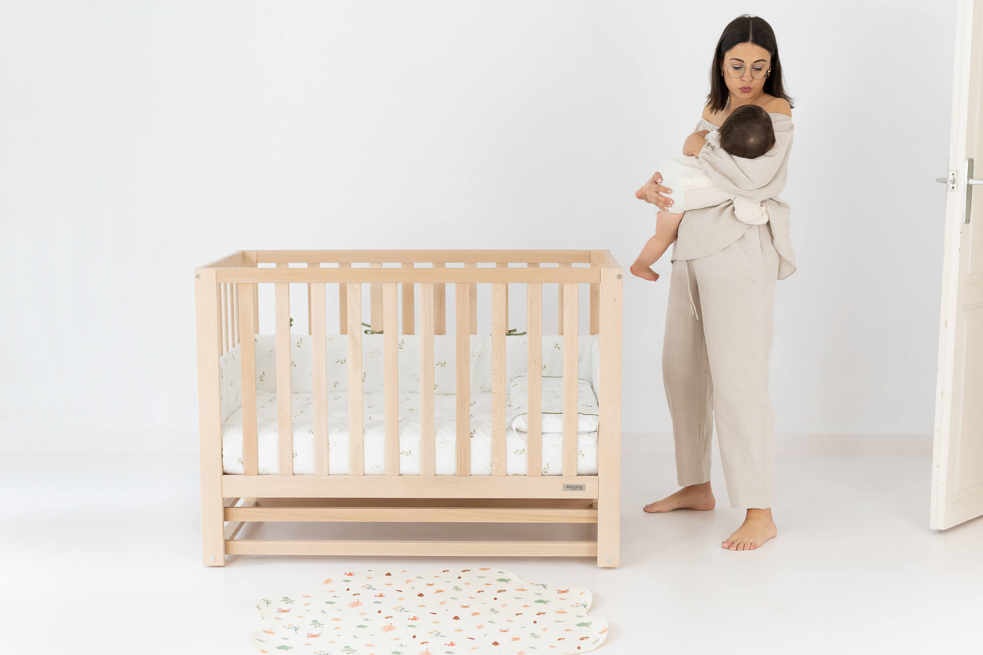 Espejo Montessori de Micuna - Sueños de Bebé